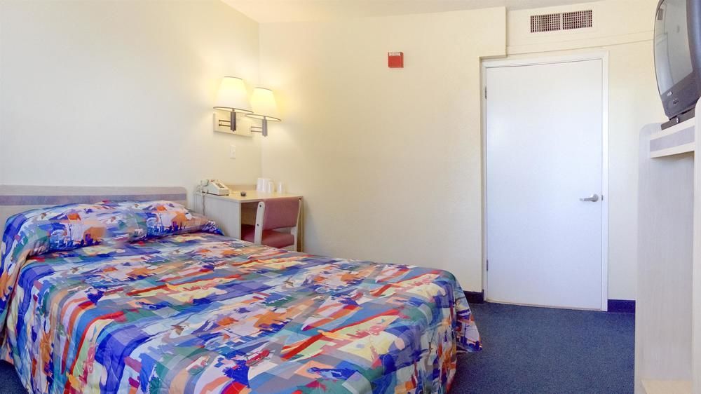 Motel 6-Tuscaloosa, Al Екстериор снимка