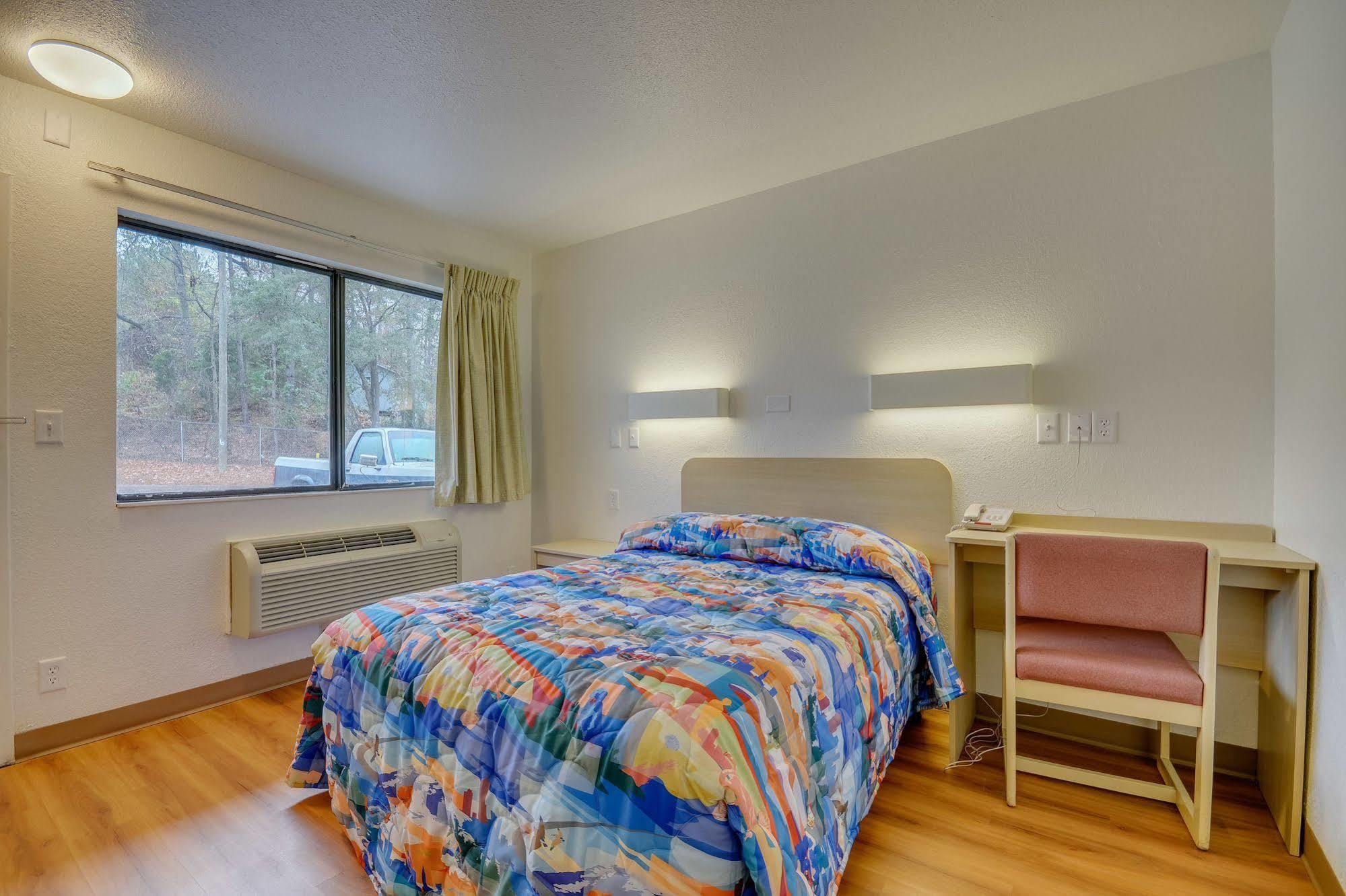 Motel 6-Tuscaloosa, Al Екстериор снимка