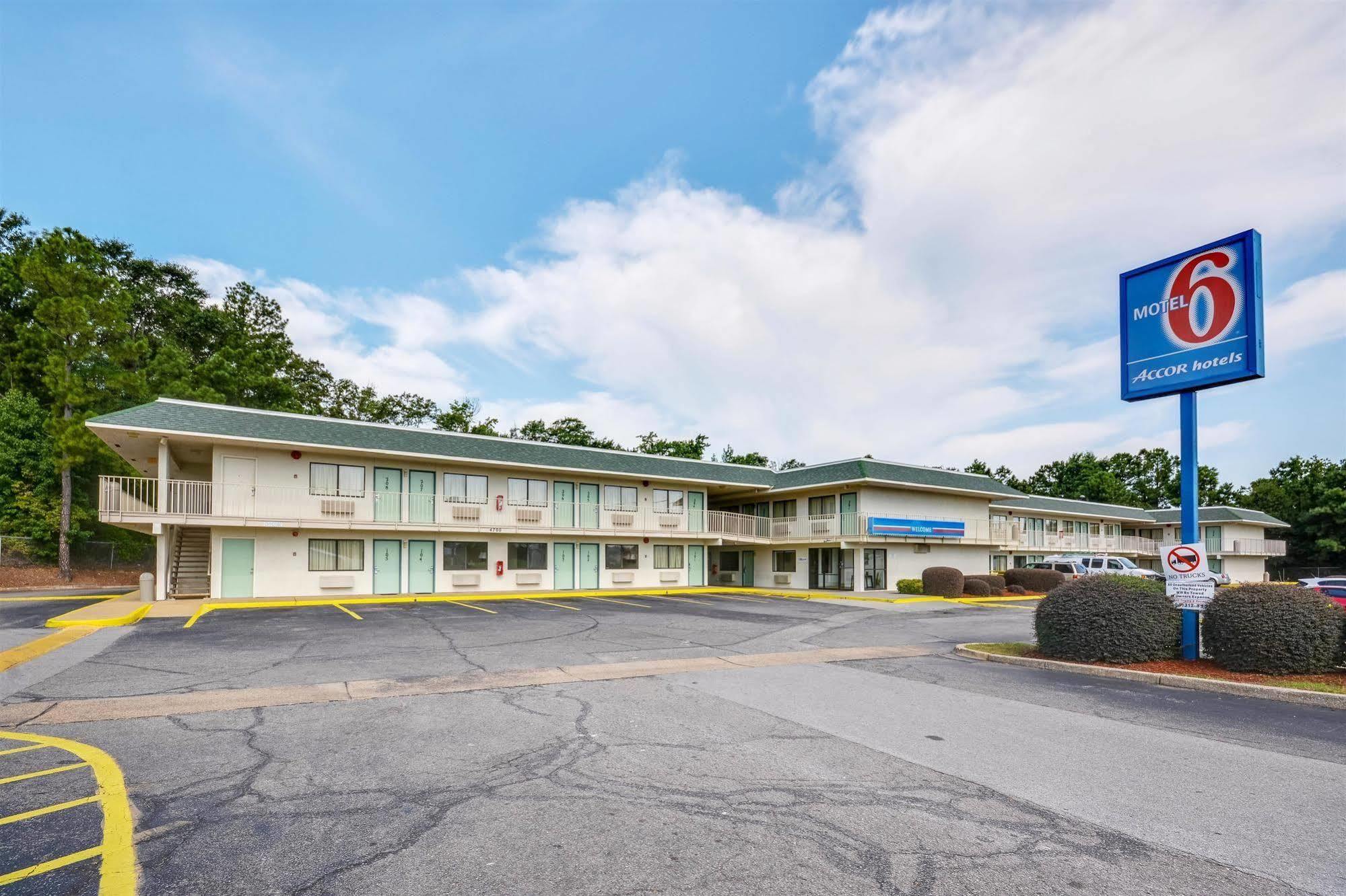 Motel 6-Tuscaloosa, Al Екстериор снимка
